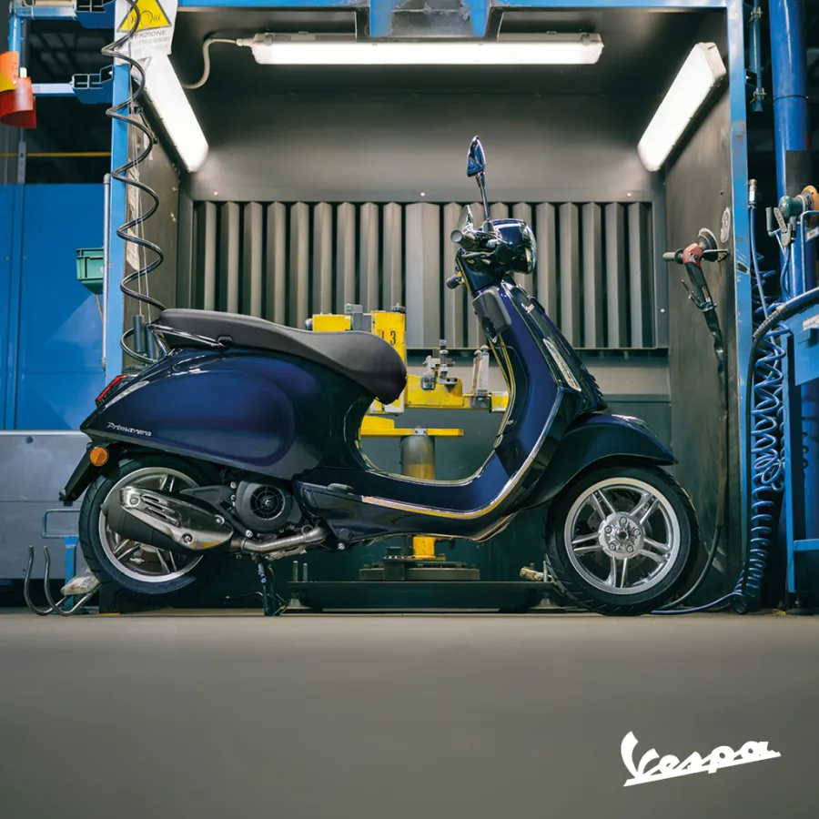 Vespa Primavera con immatricolazione inclusa nel prezzo  con rate da 89€ al mese (TAN 5,99%, TAEG 9,11%)